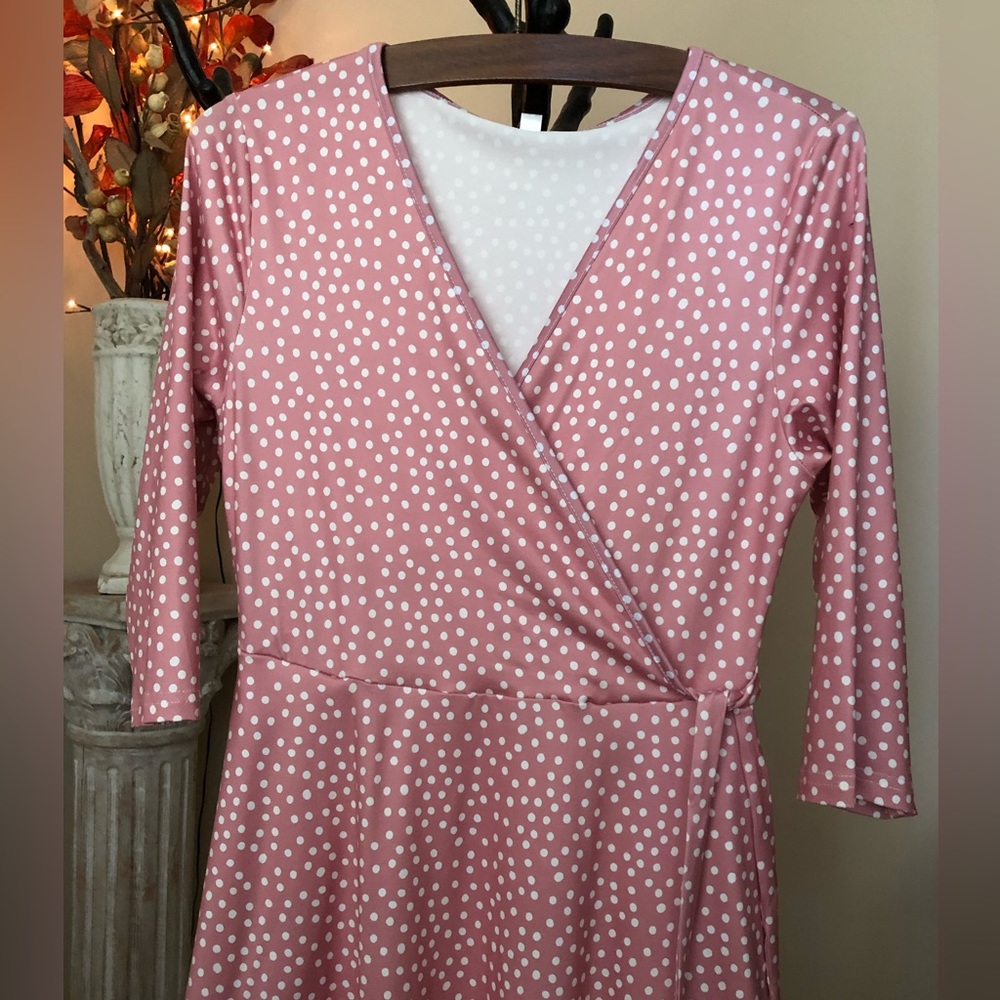 Charmyi medium dress rose pink dots